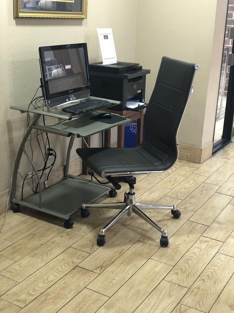 Quality Inn & Suites Columbia I-70 Luaran gambar