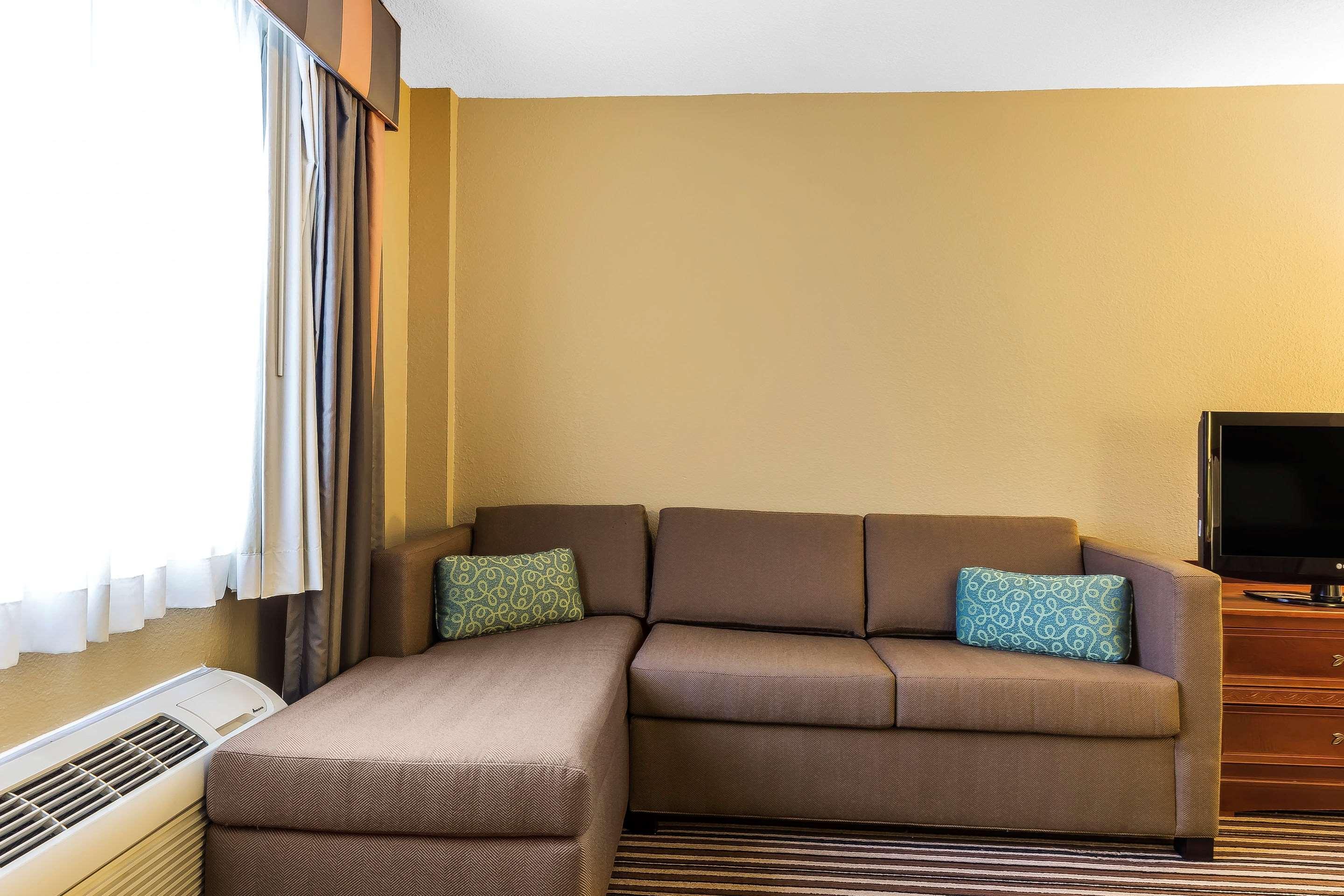 Quality Inn & Suites Columbia I-70 Luaran gambar