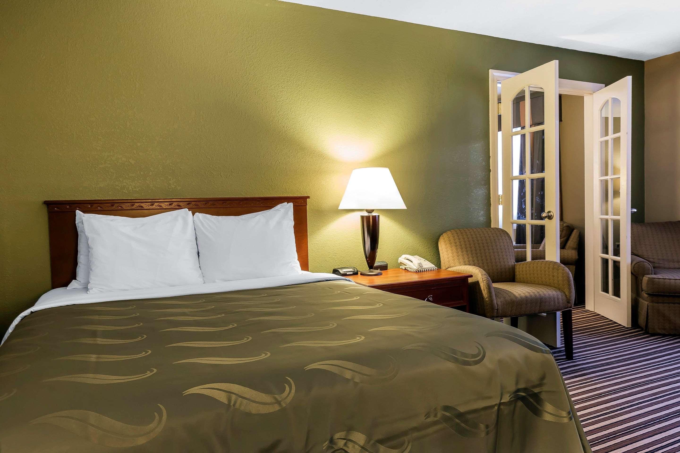Quality Inn & Suites Columbia I-70 Luaran gambar